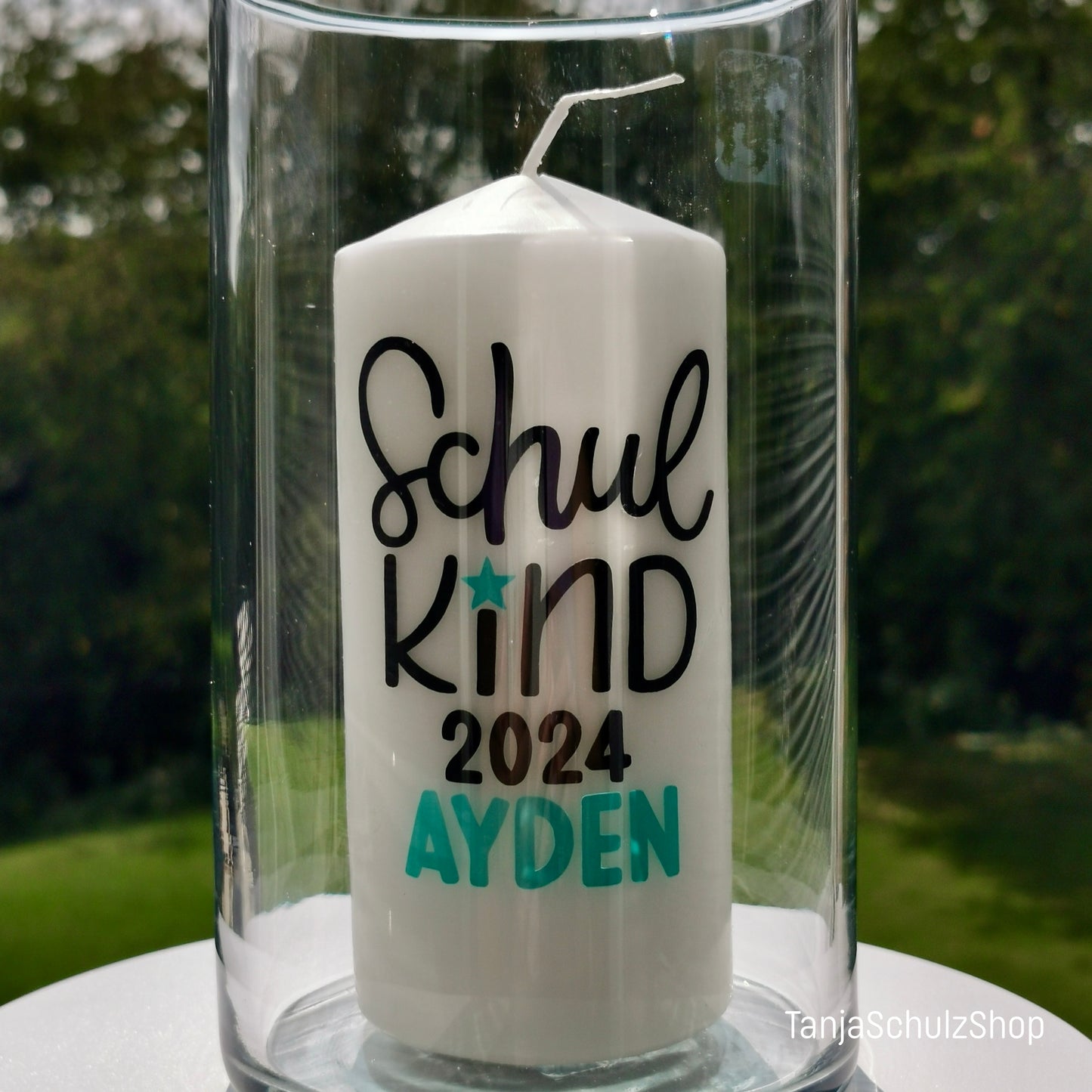 Schulkind 2024 Kerze, personalisiert mit dem Namen des Kindes