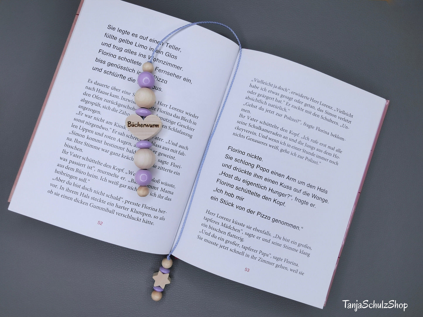 Lesezeichen - Bücherwurm, Geschenkidee zur Einschulung - Schulkind - personalisiert mit dem Namen des Kindes